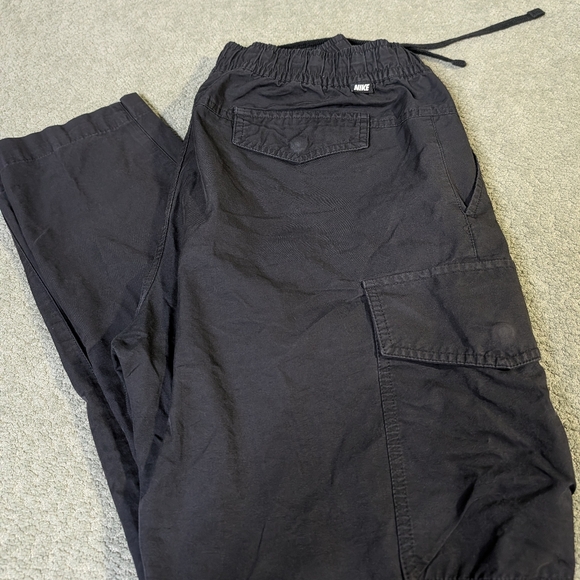 Nike Woven Utility Cargo Pants Black DD6520-010 Size Small Streetwear - Picture 3 of 10